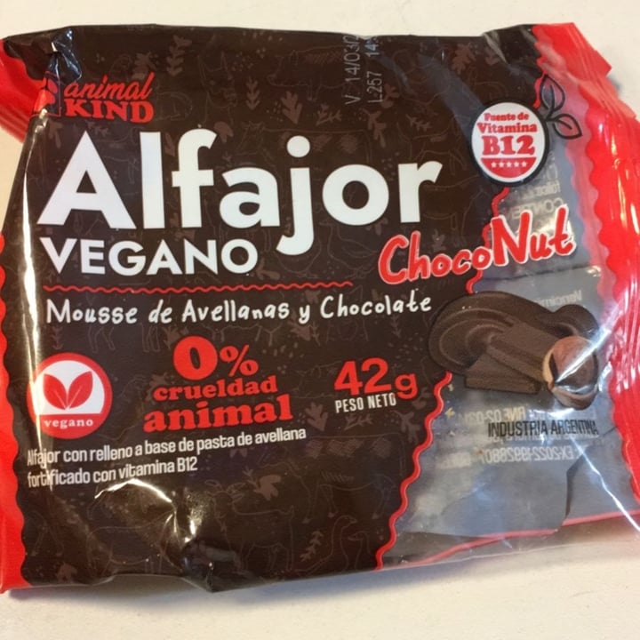 review photo of Animal kind Alfajor Vegano Mousse de Avellanas y Chocolate shared by @melufernandez on 20 Oct 2022 - review