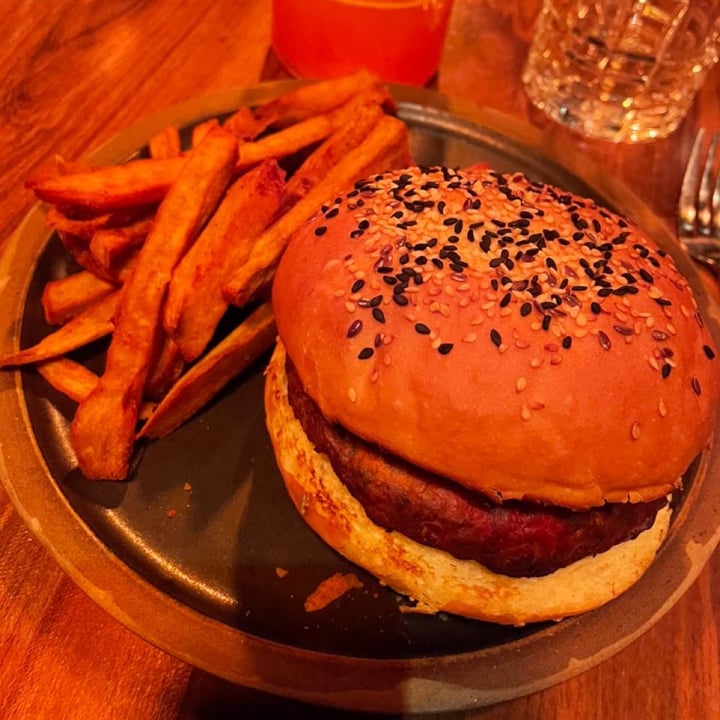 photo of Sacro Hamburguesa "Sacro" shared by @claritaoscurita on  02 Aug 2021 - review