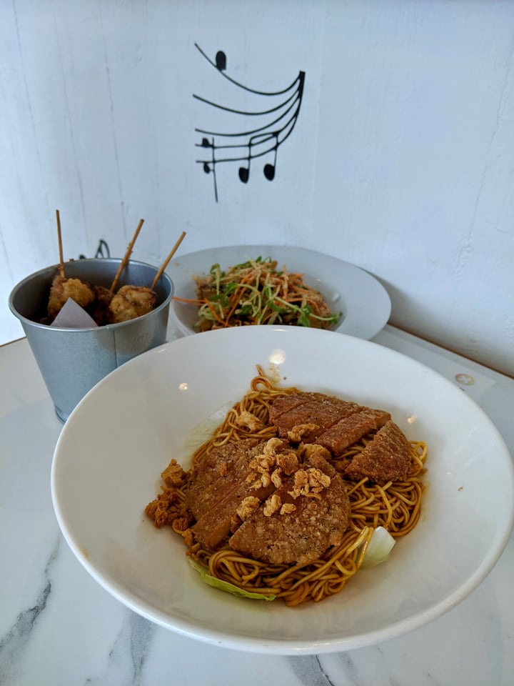 photo of The Clef Cafe Chicken Cutlet Dry Noodle shared by @xinru-t on  03 Aug 2020 - review