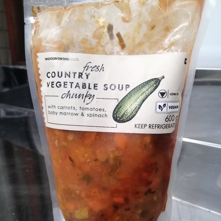 photo of Woolworths Food Fresh Country vegetable soup shared by @plantbasedsunday on  24 Mar 2022 - review