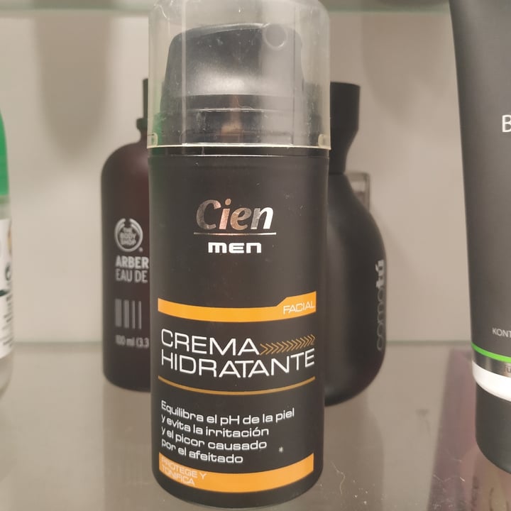 photo of Cien Crema Facial Hidratante shared by @ditovegan on  16 Sep 2021 - review