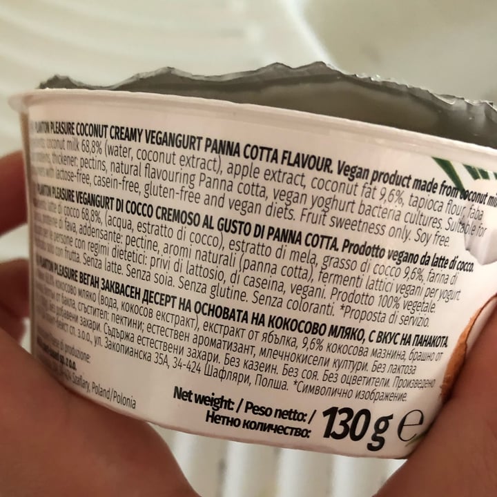 review photo of magda plant-based Panna Cotta shared by @fatimars on 07 Sep 2022 - review