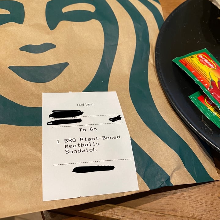 review photo of Starbucks Reserve Dewata BBQ plant-based meatballs sandwich shared by @andreaap on 01 Jul 2021 - review