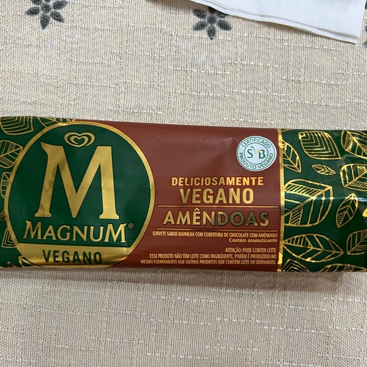 photo of Magnum Vegano De Amêndoas shared by @kyaakov on  14 May 2022 - review
