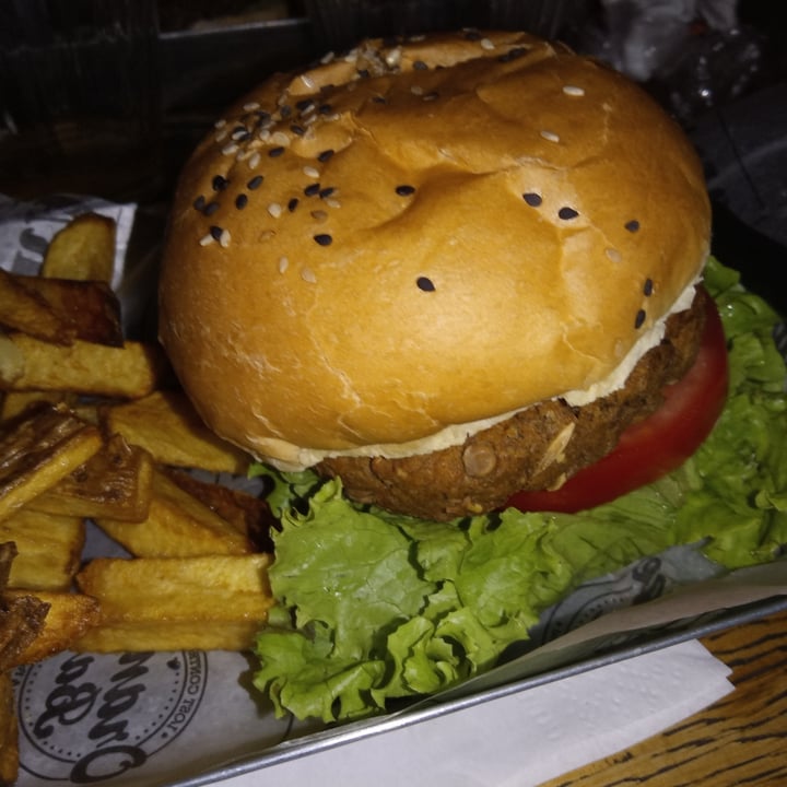 photo of Orange Bar Hamburguesa de lentejas shared by @aagustina2250 on  13 Mar 2021 - review