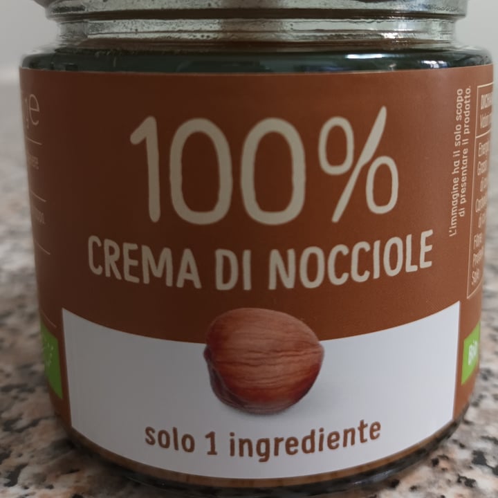 photo of Euro Company food for change 100% crema di nocciole shared by @lonia on  24 May 2022 - review
