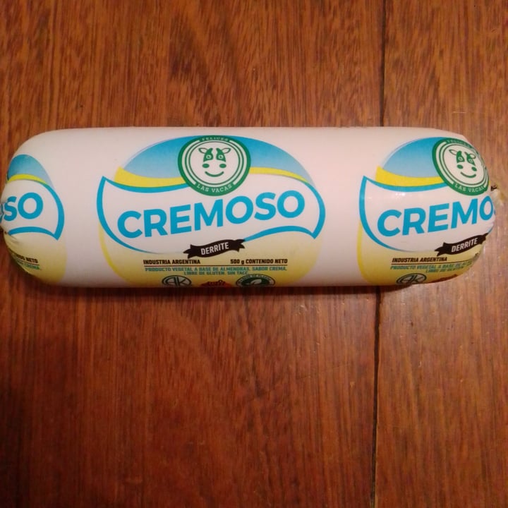 review photo of Felices Las Vacas Queso Cremoso en Cilindro shared by @annamulone on 03 Jul 2021 - review