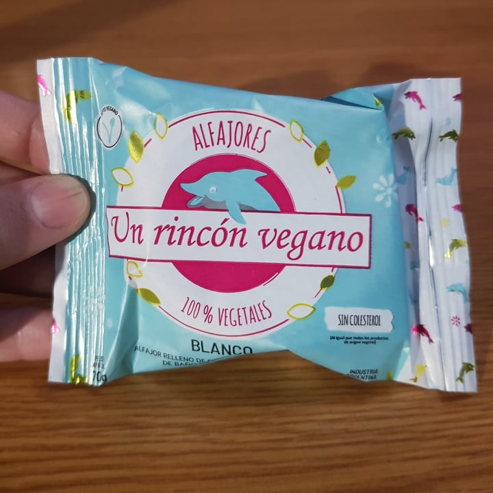 photo of Un Rincón Vegano Alfajor Chocolate Blanco shared by @jnavahayden on  05 Jul 2020 - review