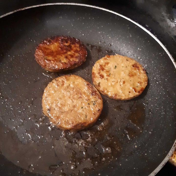 photo of Gardein Breakfast Saus’age Patties Original shared by @nobme6661 on  25 Nov 2022 - review