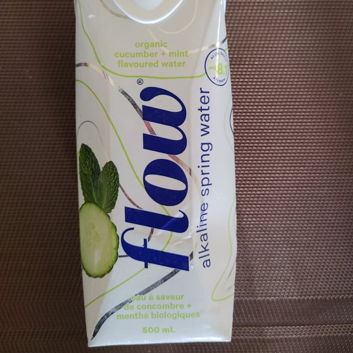 photo of Flow Organic cucumber and mint shared by @romeoluv1 on  15 May 2021 - review