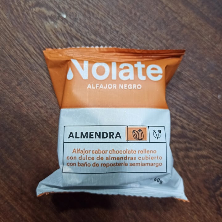 photo of Nolate Alfajor Negro De Almendras shared by @vintognuk3 on  19 Oct 2022 - review