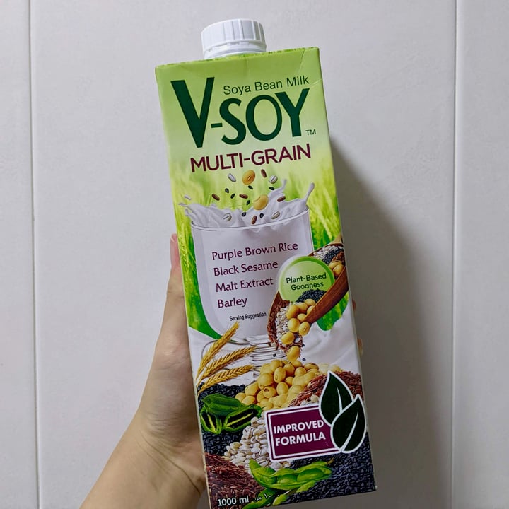 photo of V-Soy Multi Grain Soy Milk shared by @iveeflower on  27 May 2022 - review