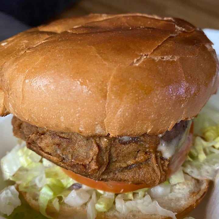 photo of The Very Good Butchers Clucken' Eh Burger shared by @ecoveg on  09 Apr 2021 - review