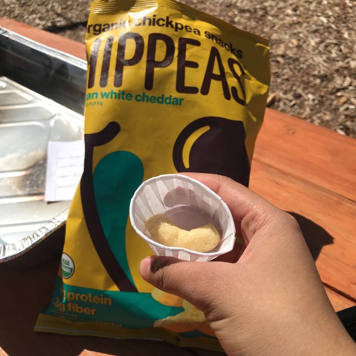 photo of Hippeas Vegan White Cheddar Organic Chickpea Puffs shared by @ahhgee on  13 Mar 2021 - review