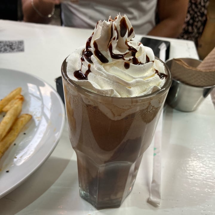 review photo of Vegamo MX Malteada Oreo shared by @veganskater on 07 May 2022 - review