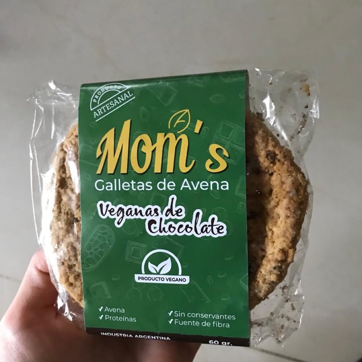 review photo of Mom's Galleta De Avena Con Chips De Chocolate shared by @greencharlie on 01 Feb 2022 - review