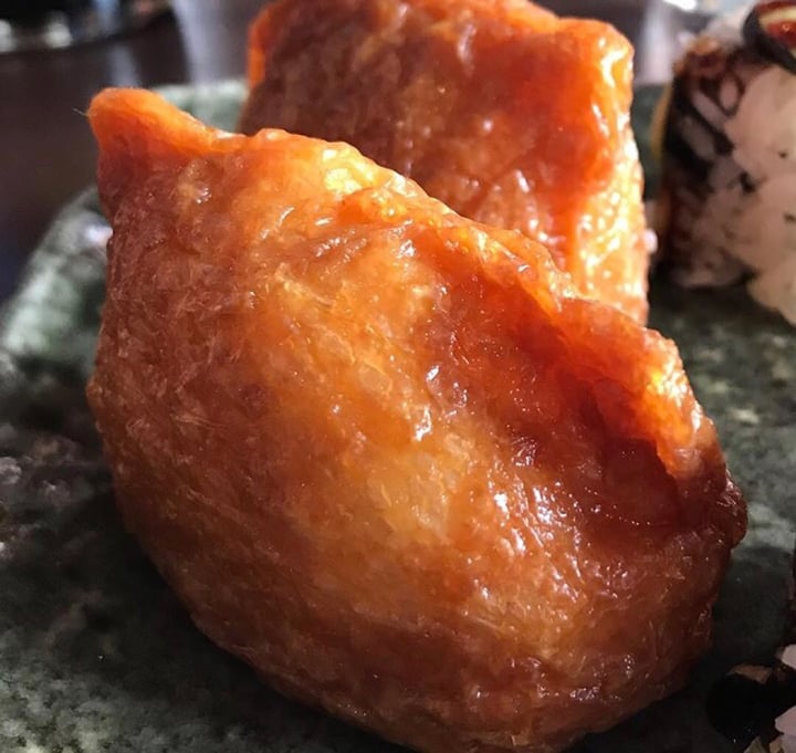 photo of Blue Sushi Sake Grill Tofu Inari Nigiri shared by @em3720 on  31 Mar 2020 - review