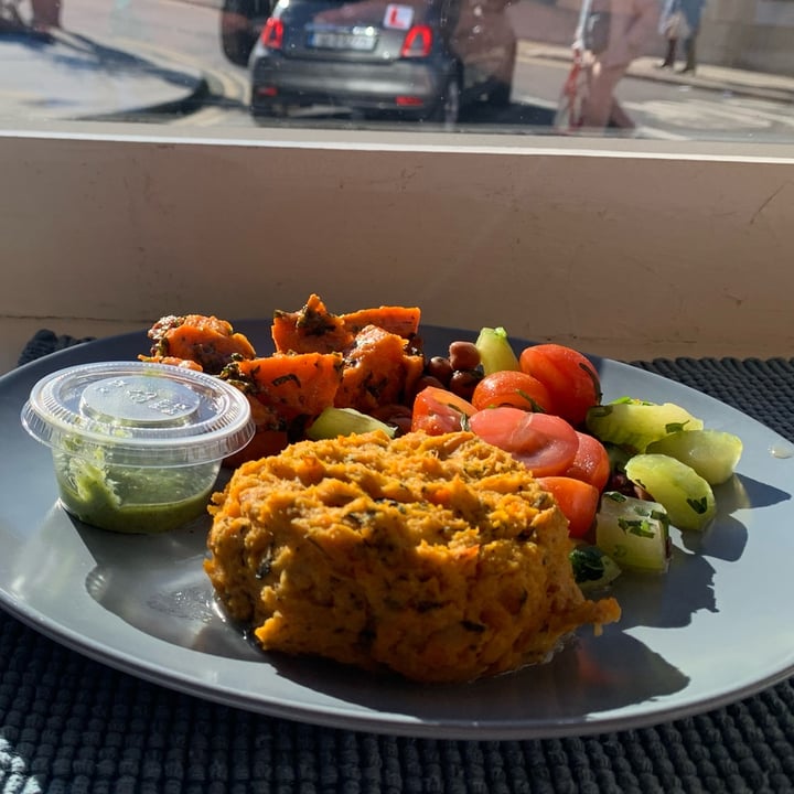 review photo of Select Stores Vegan burger shared by @pigamat on 28 Apr 2022 - review