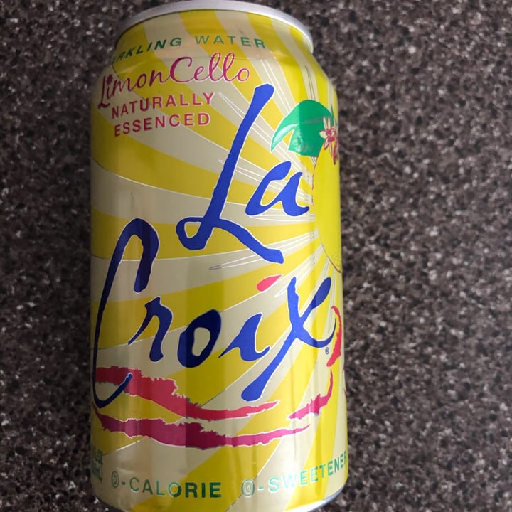 photo of La Croix La Croix Limoncello Sparkling Water shared by @marshacirrito on  20 Feb 2021 - review