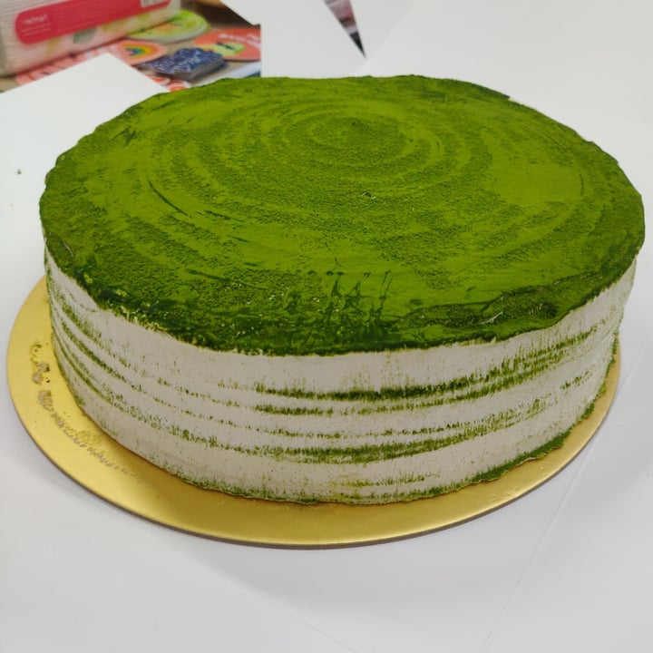 review photo of Kind Kones Matcha Chestnut Cake shared by @hownowbrownkow on 11 Feb 2021 - review