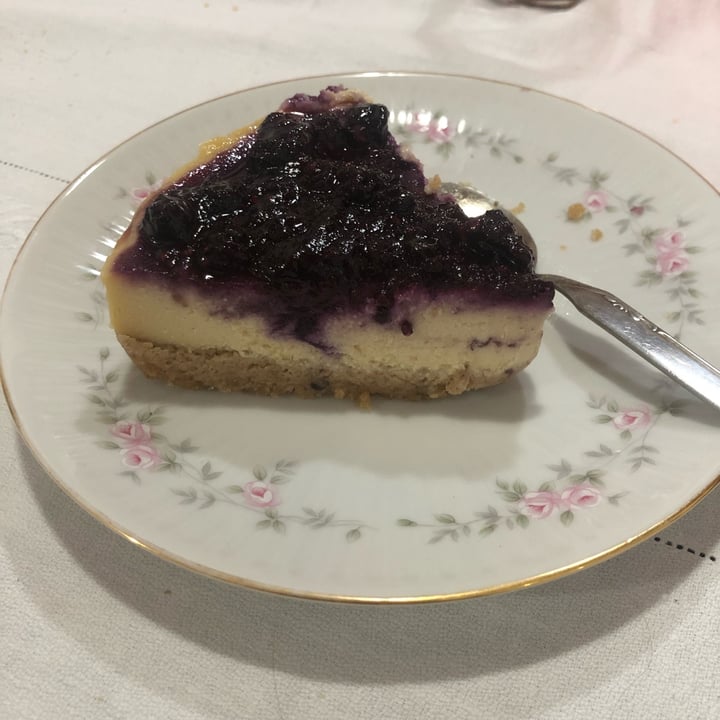 review photo of Siembra Pasteleria Vegetal Cheesecake De Frutos Rojos shared by @dprieto on 17 Oct 2022 - review