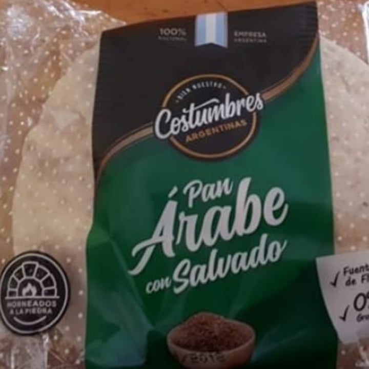photo of Costumbres Argentinas Pan árabe con salvado shared by @cam1veg on  29 Aug 2020 - review