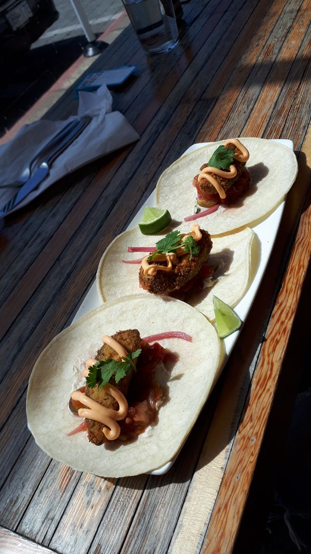 review photo of Bravocados Panko Crusted Avocado Tacos shared by @smashy on 07 May 2019 - review