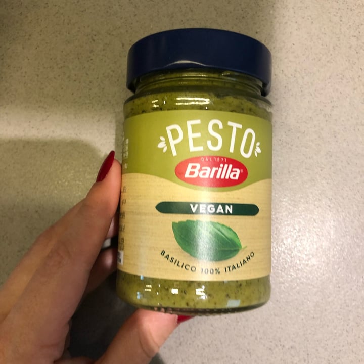 photo of Barilla Pesto Basilico Vegan shared by @ilaria00 on  31 Jul 2022 - review