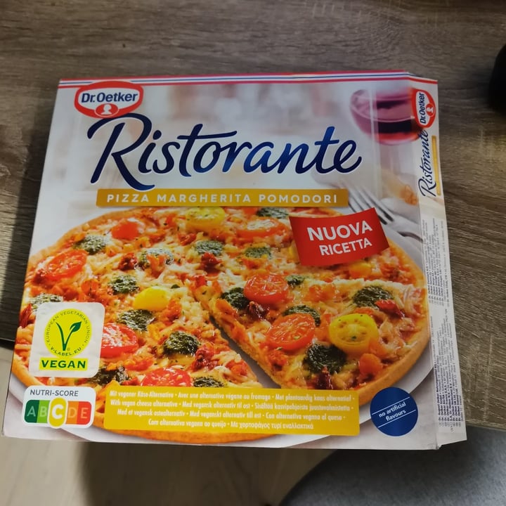 photo of Dr. Oetker Ristorante Pizza Margherita Pomodori shared by @gre28 on  07 Sep 2022 - review