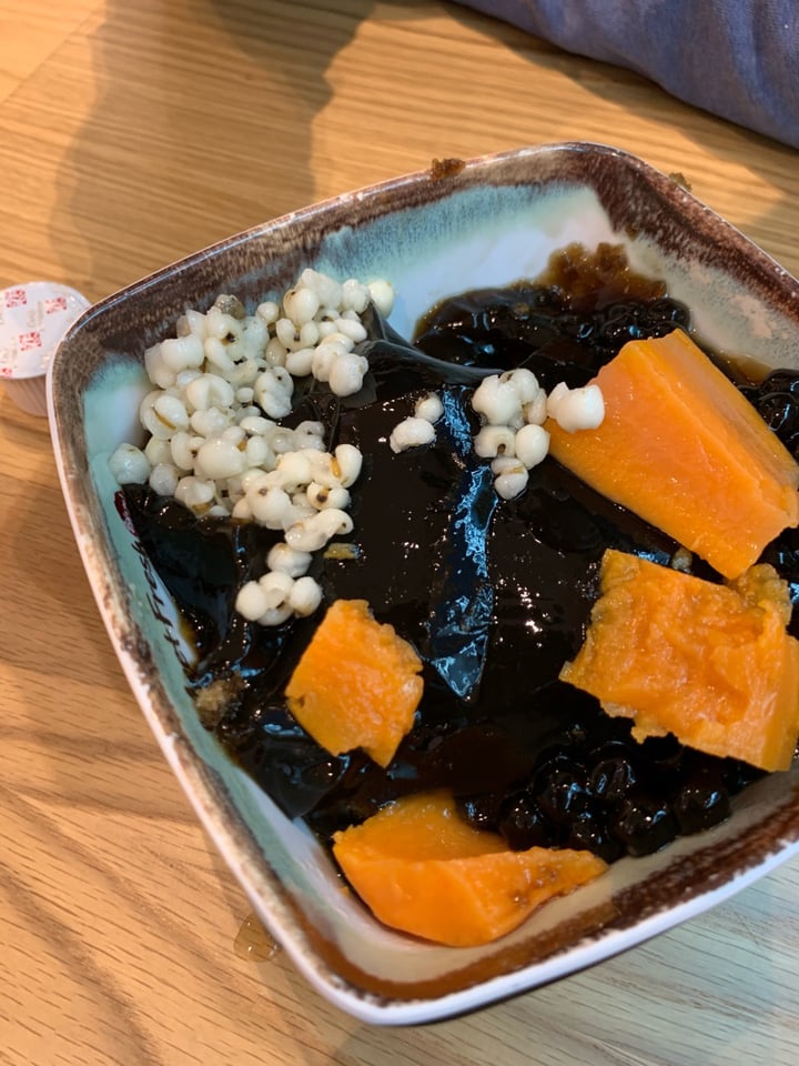 review photo of Meet Fresh 鲜芋仙 Icy Grass Jelly with Sweet Potato, Barley and Boba shared by @rae on 09 Aug 2019 - review