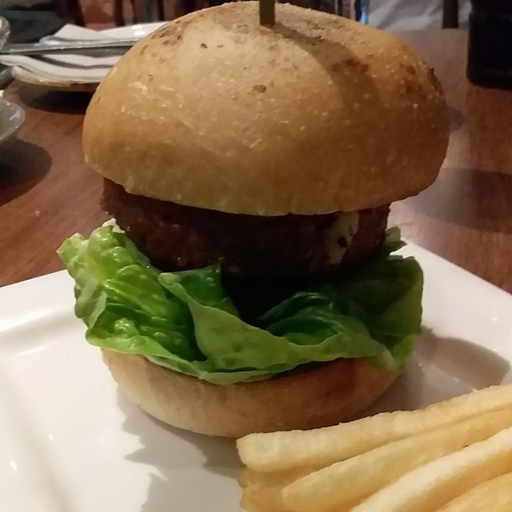 photo of Original Sin Mediterranean Restaurant O.S Burger (Beyond Burger patty) shared by @bexenc on  31 Dec 2021 - review