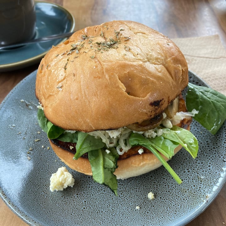 review photo of The TreeHouse Vegan Burger shared by @sandyred on 14 Dec 2020 - review