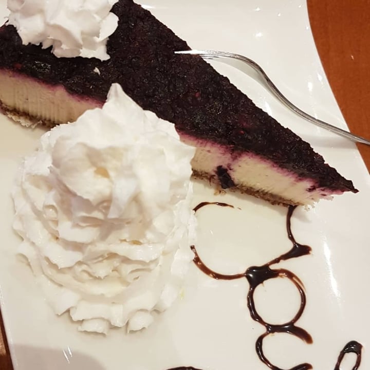 photo of The Heart of Joy Café Raw Berry Cheesecake shared by @olivfnzl on  25 Sep 2020 - review