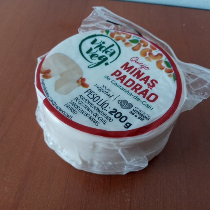 photo of Vida Veg queijo minas padrão shared by @milafarto on  25 Sep 2022 - review