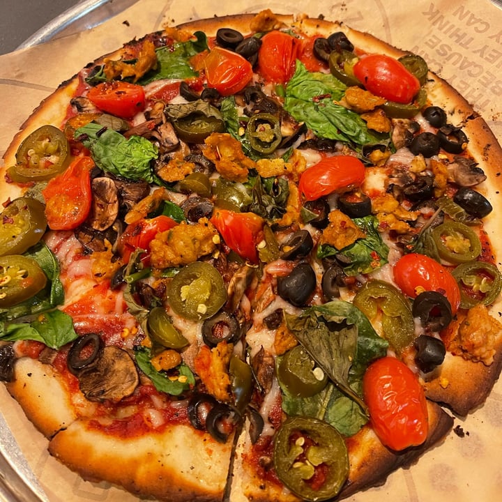 photo of Pieology Pizzeria Fresno, Park Crossing Create Your Own Pizza shared by @veganpetite on  23 Jan 2022 - review