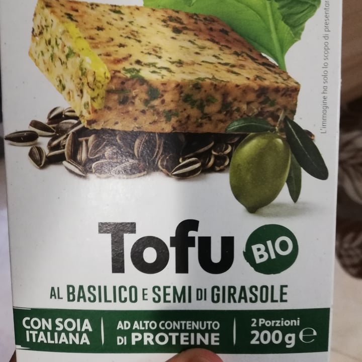 review photo of Kioene Tofu Al Basilico E Semi Di Girasole shared by @pligzl on 12 Apr 2022 - review