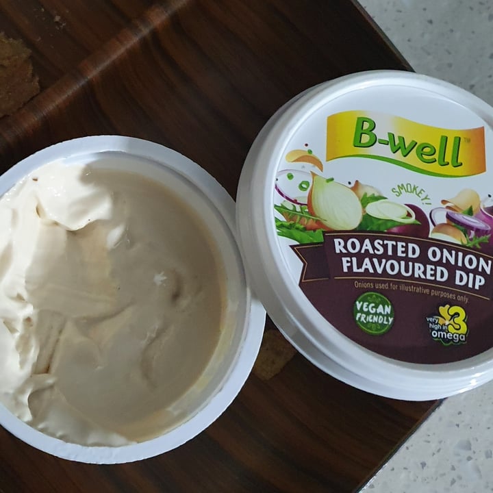 photo of B-well Roasted Onion Flavoured Dip shared by @darrenveganessen on  12 Jun 2022 - review