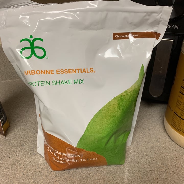 photo of Arbonne Vegan chocolate protein shared by @sedrew1 on  02 Nov 2020 - review