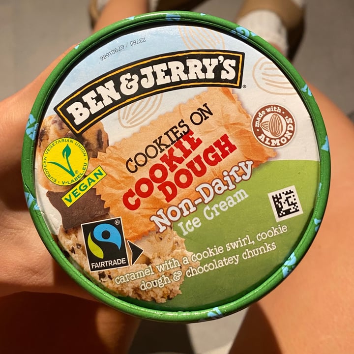 review photo of Ben & Jerry's Cookies On Cookie Dough Non-Dairy Ice Cream shared by @cassruiz on 17 Apr 2021 - review