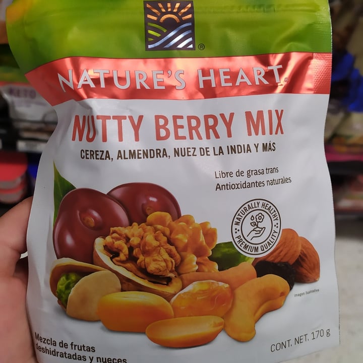 review photo of Nature's Heart Nutty berry mix shared by @esbey on 18 Oct 2021 - review