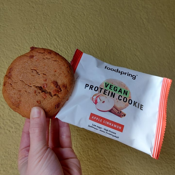 photo of Foodspring vegan protein cookie - apple and cinnamon shared by @aleejan on  25 Feb 2022 - review