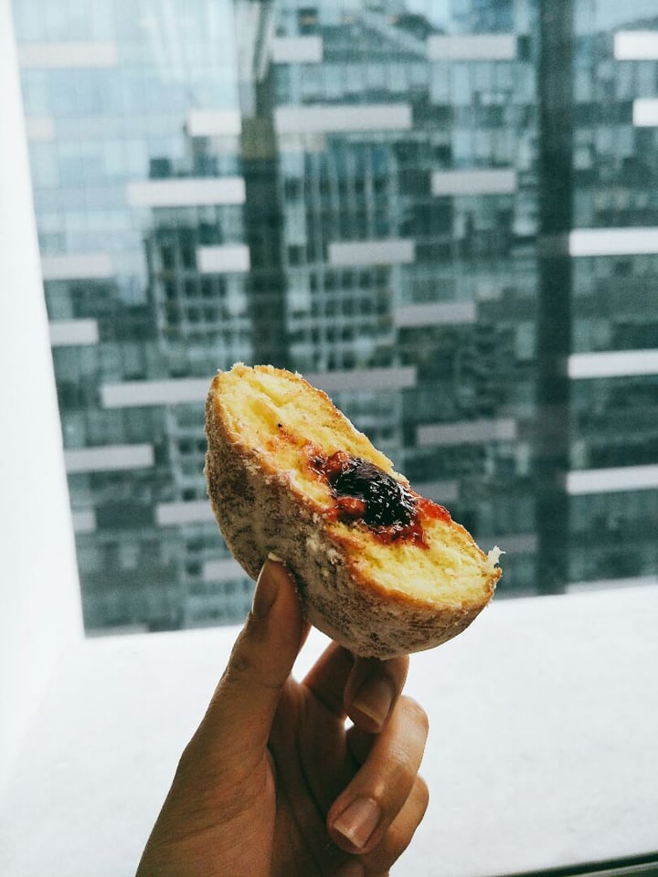 review photo of Dunkin' Donuts Strawberry Jelly Donut shared by @lou on 23 Oct 2018 - review