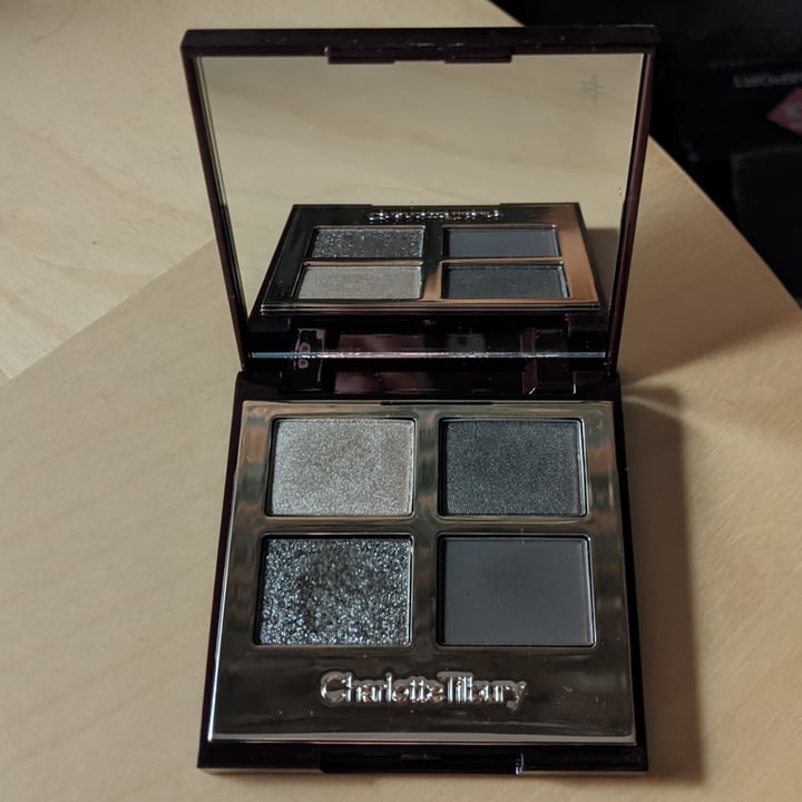 review photo of Charlotte Tilbury The rock chick luxury palette shared by @nyzeil on 18 Oct 2020 - review
