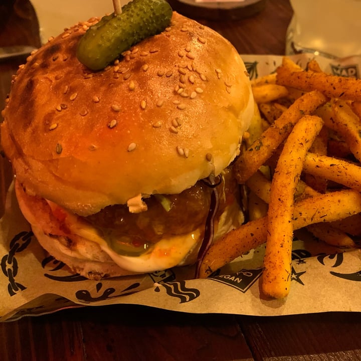 photo of Mad Mad Vegan The Mad Nashville shared by @elyqs on  25 Apr 2022 - review