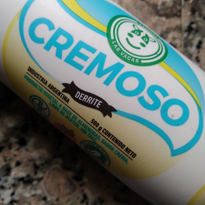 photo of Felices Las Vacas Queso Cremoso en Cilindro shared by @marrtha on  10 Sep 2021 - review