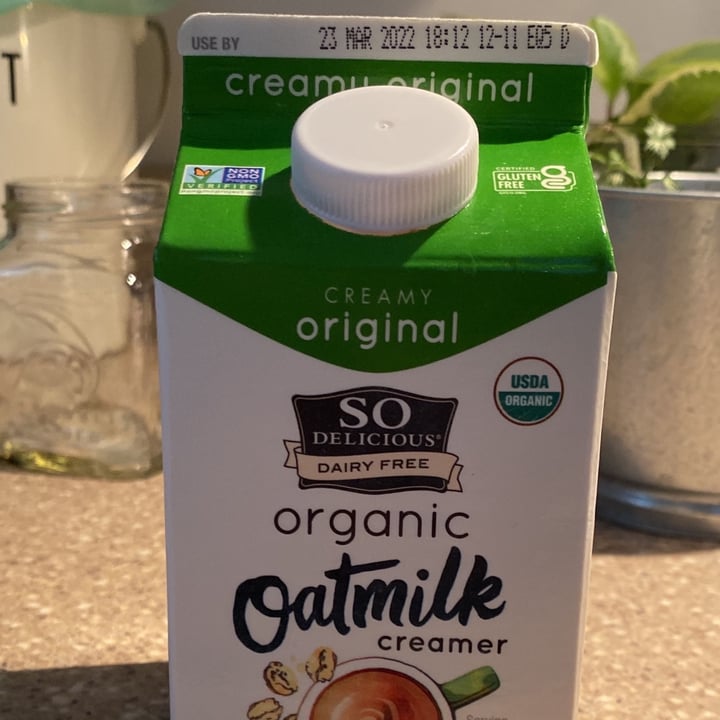 photo of So Delicious Dairy Free Oatmilk Creamer Original shared by @kelley288 on  03 Mar 2022 - review