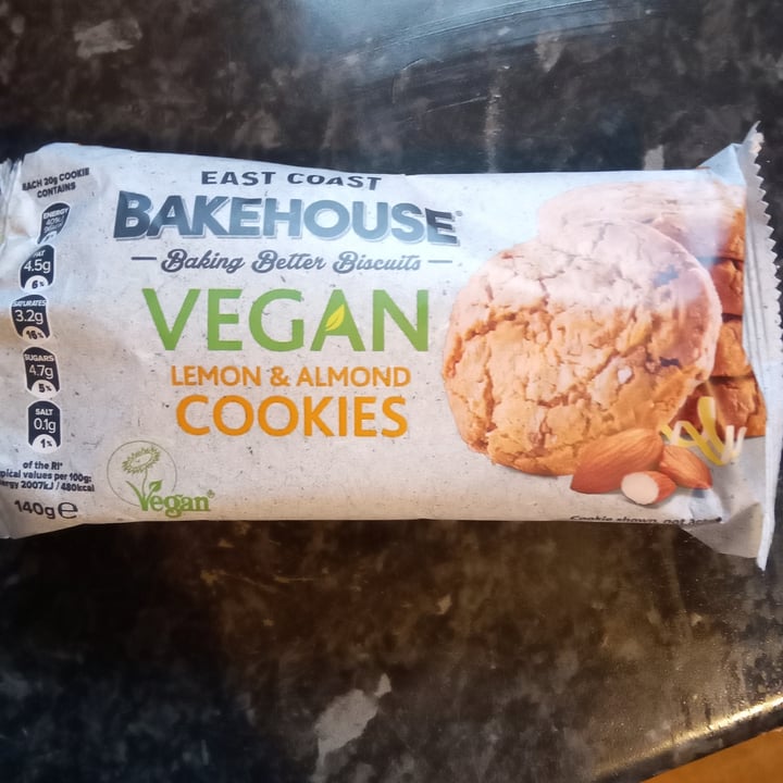 review photo of East Coast Bakehouse Lemon & Almond Cookies shared by @kaki on 13 Jun 2022 - review