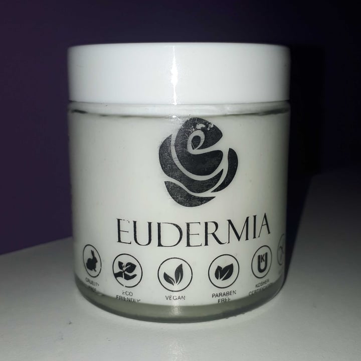 photo of eudermia crema facial hidratante eudermia shared by @martugrasso on  03 Aug 2020 - review