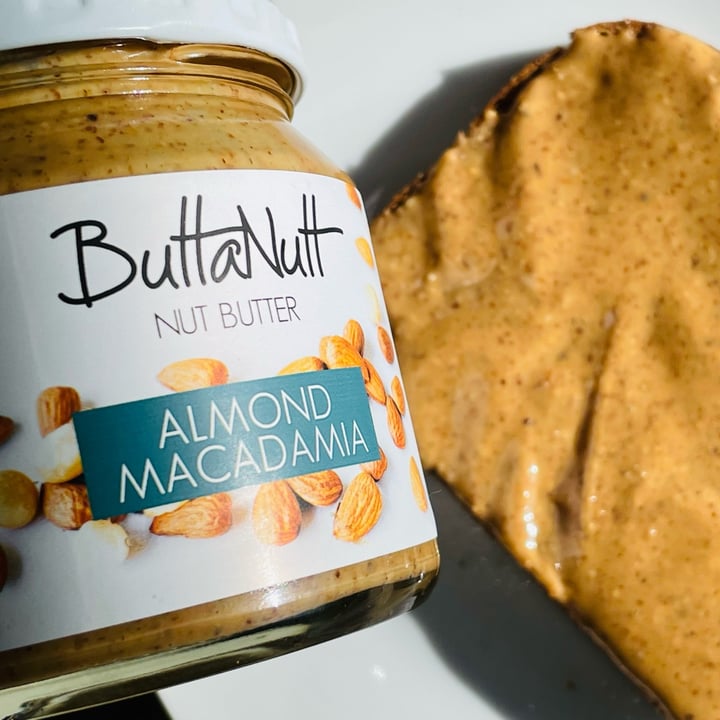 photo of ButtaNutt Almond Macadamia Nut Butter shared by @theveganlifeza on  07 Jul 2022 - review