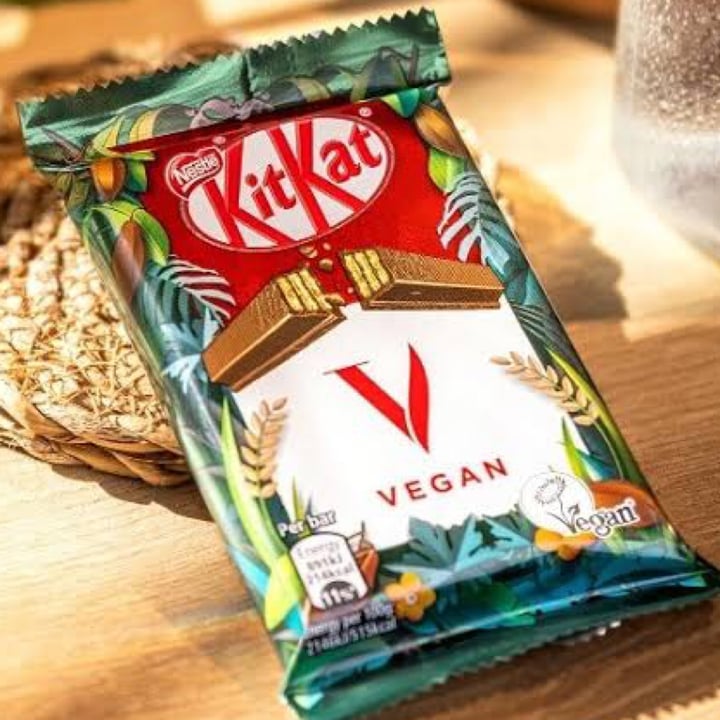 review photo of KitKat Chocolatory kit kat vegano shared by @laur4sumi on 29 Dec 2021 - review